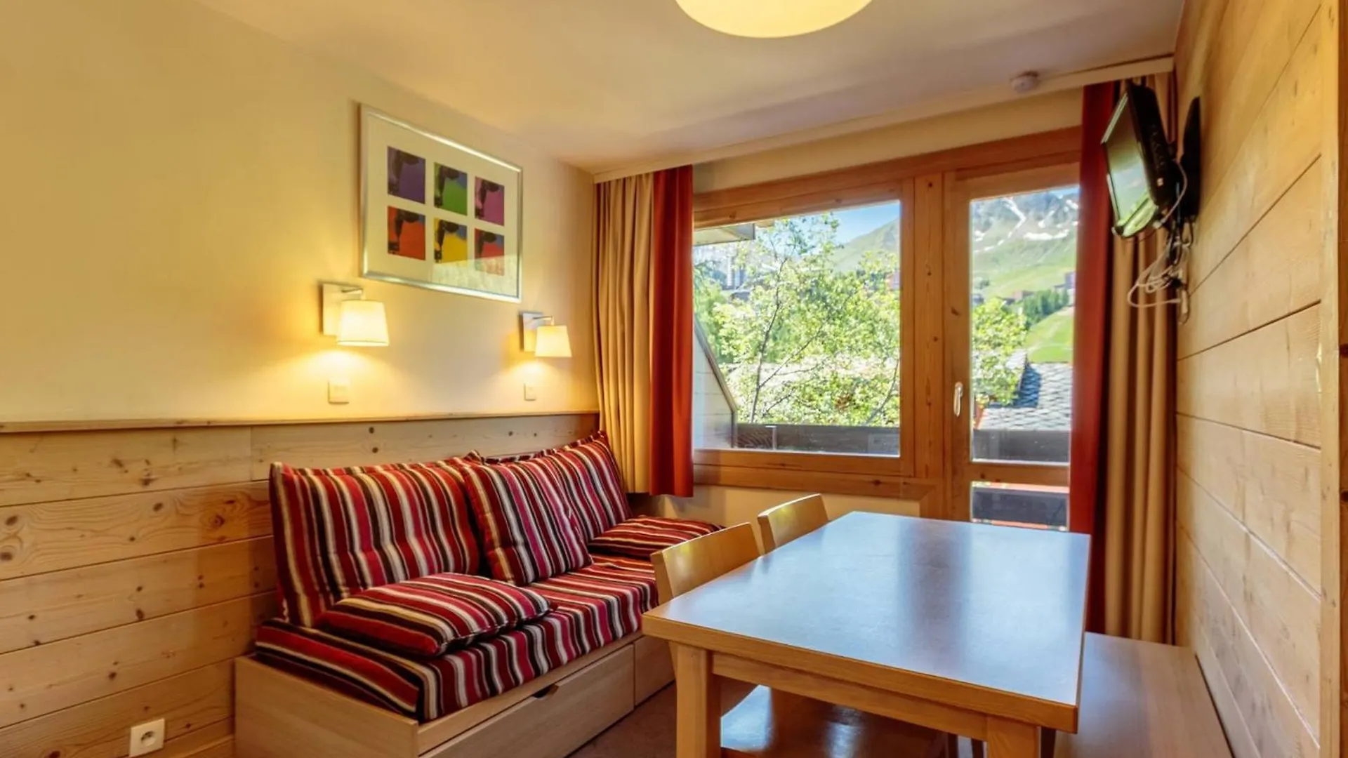 Appartement Lumineux Avec Balcon, Wi-Fi & Piscine Chauffee A Plagne 1800 - Fr-1-351-173 La Plagne Tarentaise